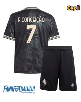 Juventus Francisco Conceicao #7 Echipament de Fotbal Replică 2025-26 Copii Treilea (+ Șorturi)